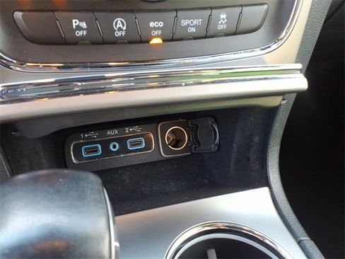 Certified 2020 Jeep Grand Cherokee Laredo image 17