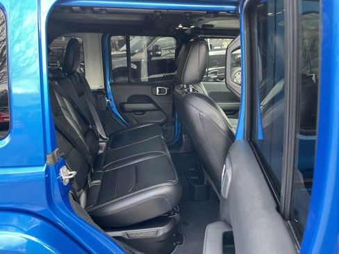 Used 2022 Jeep Wrangler Unlimited Sahara w/ Cold Weather Group image 32