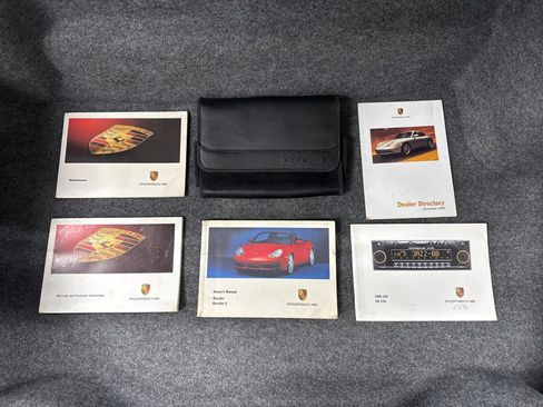 Used 2000 Porsche Boxster S RWD image 25