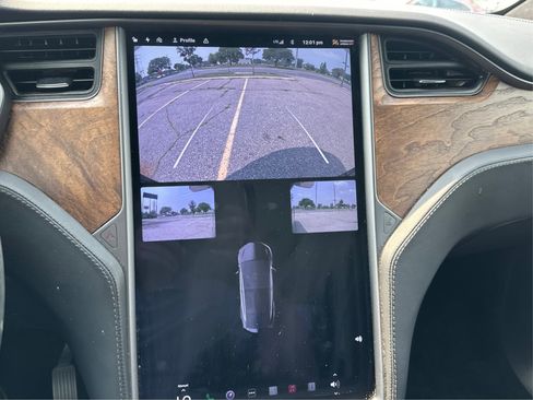 Used 2020 Tesla Model X Long Range image 41