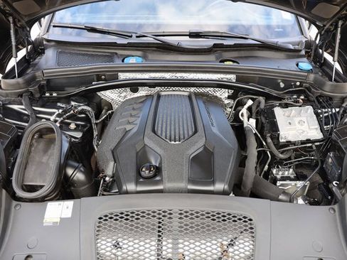 Used 2022 Porsche Macan image 29