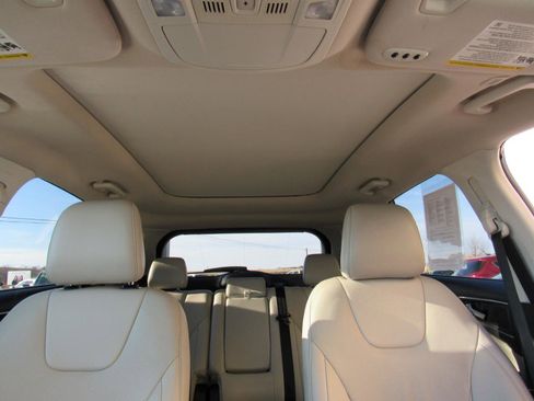 Used 2020 Ford Edge Titanium w/ Equipment Group 301A image 25