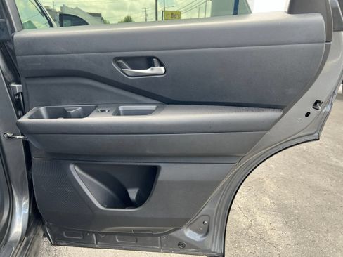 Used 2022 Nissan Pathfinder SV AWD/4WD image 47