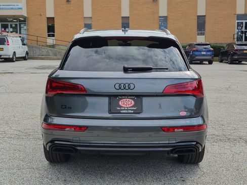 Used 2024 Audi Q5 e Prestige w/ Prestige Package AWD/4WD image 4