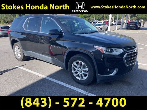 Used 2019 Chevrolet Traverse LT FWD image 3