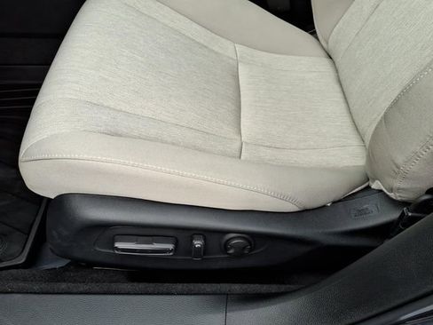 Used 2025 Honda Accord SE image 13