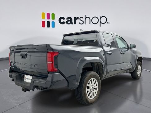 Used 2024 Toyota Tacoma SR5 AWD/4WD image 4