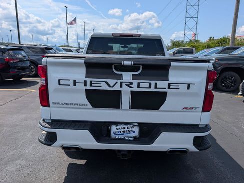 Used 2022 Chevrolet Silverado 1500 RST AWD/4WD image 6