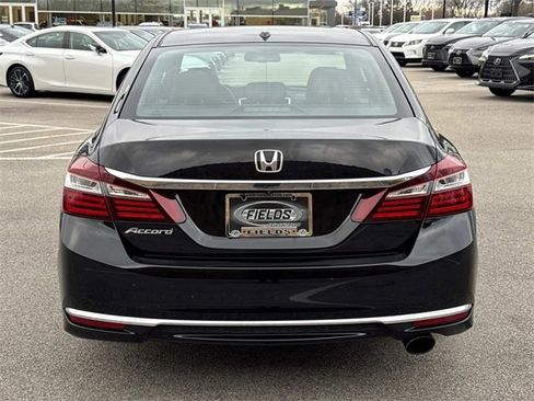 Used 2017 Honda Accord EX-L image 6
