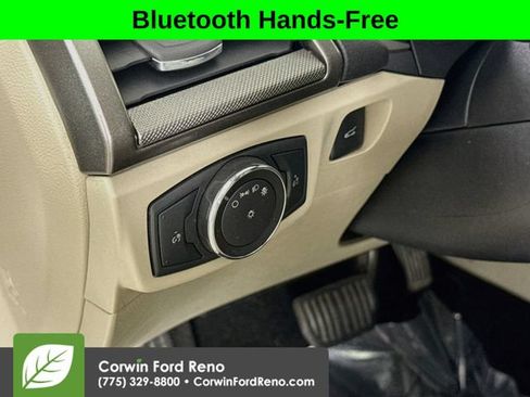 Used 2019 Ford Fusion SE FWD image 10