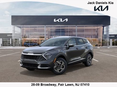 Certified 2025 Kia Sportage LX AWD/4WD image 1