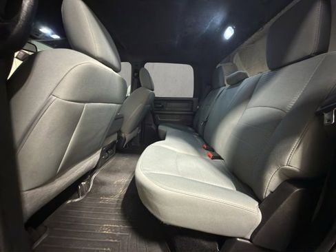 Used 2014 RAM 2500 Tradesman w/ Chrome Appearance Group image 21