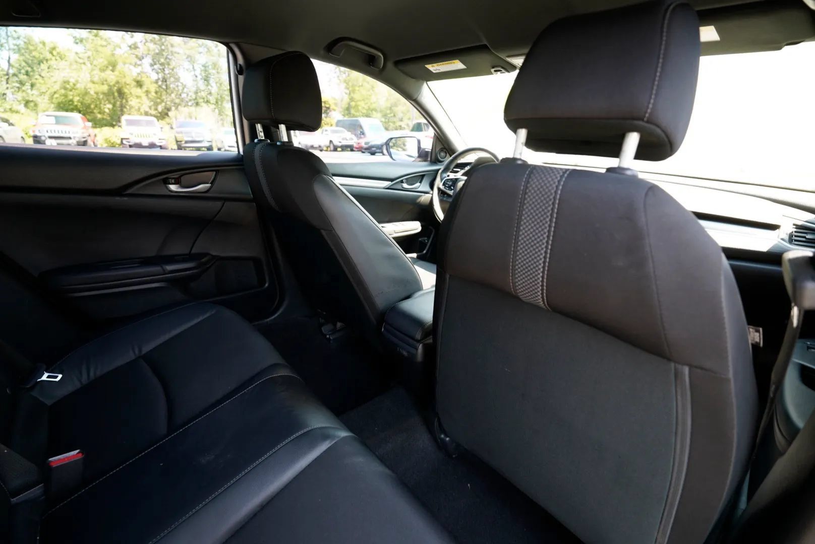 Used 2020 Honda Civic Sport image 39