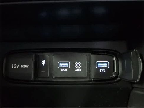 Used 2020 Hyundai Santa Fe Limited image 33