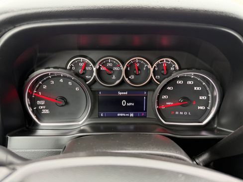 Used 2021 Chevrolet Silverado 1500 LT image 15