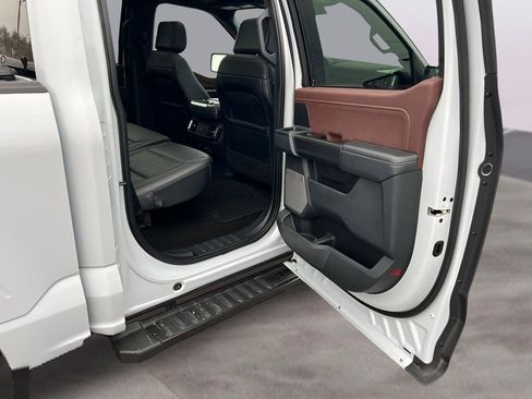 Used 2022 Ford F150 Lariat w/ Equipment Group 502A High AWD/4WD image 20
