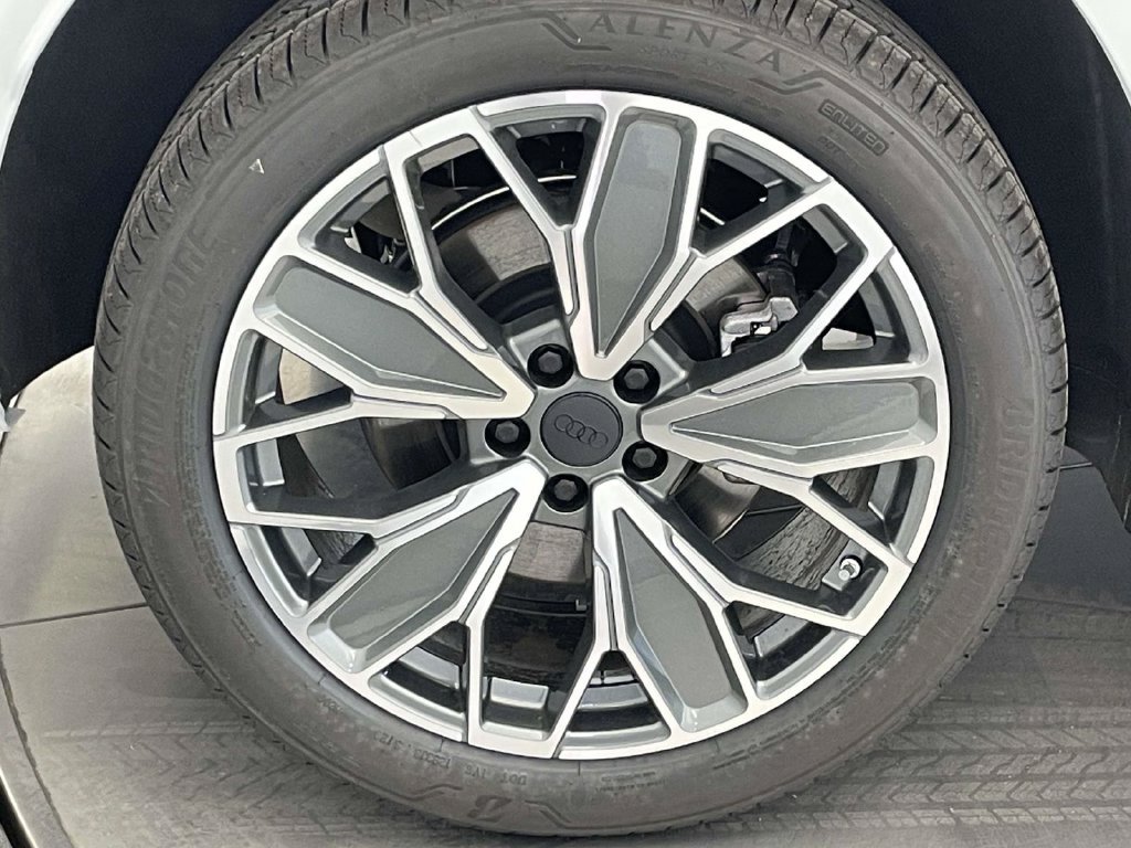 New 2026 Audi Q5 Premium Plus AWD/4WD image 13