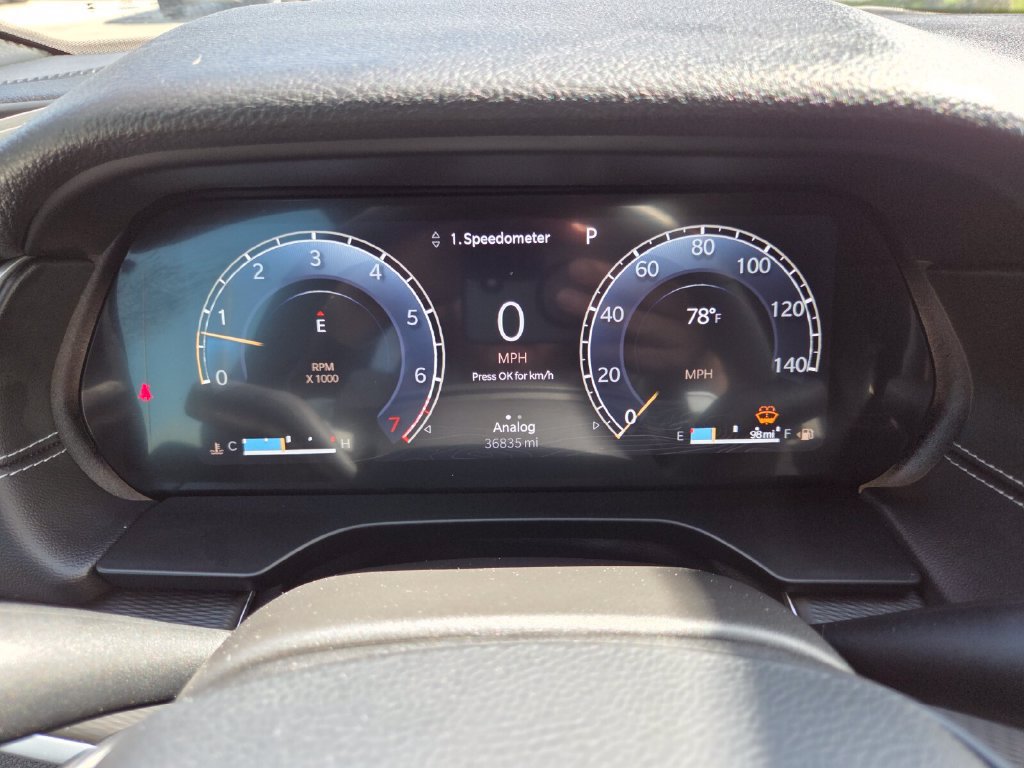 Used 2024 Jeep Grand Cherokee L Altitude AWD/4WD image 37