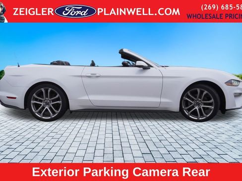 Used 2022 Ford Mustang Premium w/ Equipment Group 201A image 10