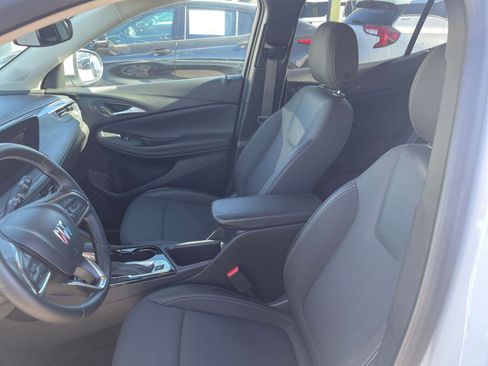 Used 2025 Buick Encore GX Preferred image 25