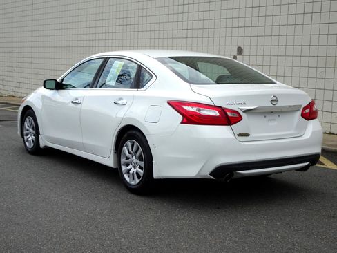 Used 2017 Nissan Altima 2.5 S w/ Power Driver Seat Package image 5