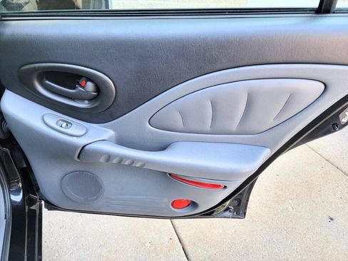 Used 2003 Pontiac Bonneville SSEi FWD image 23