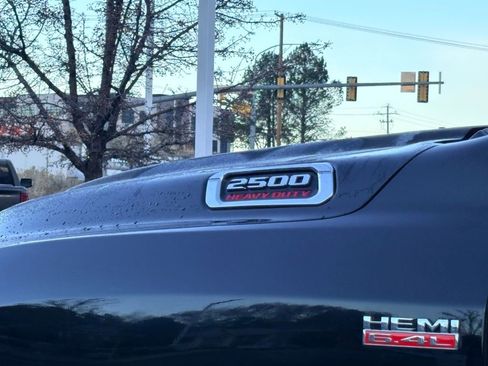 Used 2022 RAM 2500 Tradesman image 12