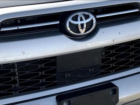 Used 2021 Toyota 4Runner TRD Off-Road Premium AWD/4WD image 29