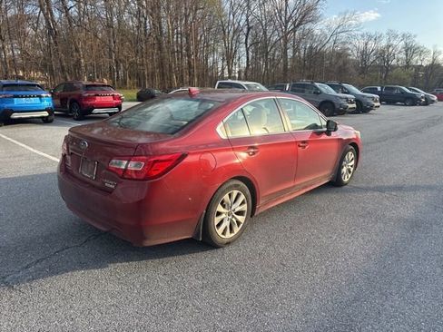 Used 2017 Subaru Legacy 2.5i Premium image 6