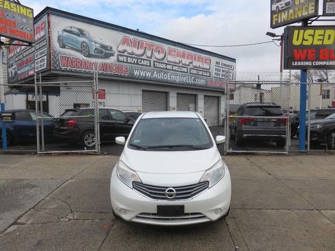 Used 2015 Nissan Versa Note SV image 5