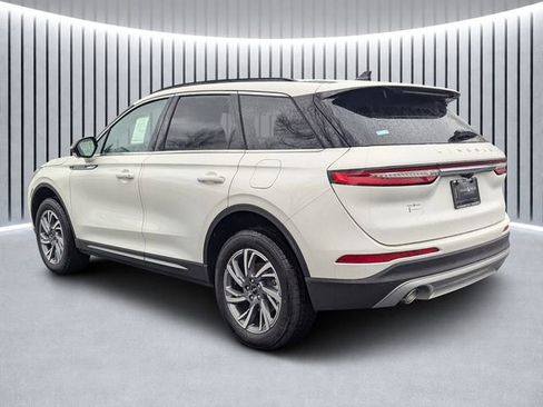 New 2026 Lincoln Corsair Premiere image 5