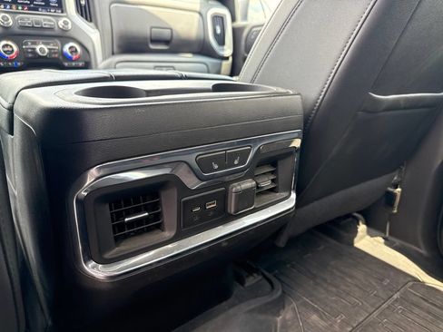 Used 2021 GMC Sierra 1500 SLT w/ SLT Premium Package AWD/4WD image 12