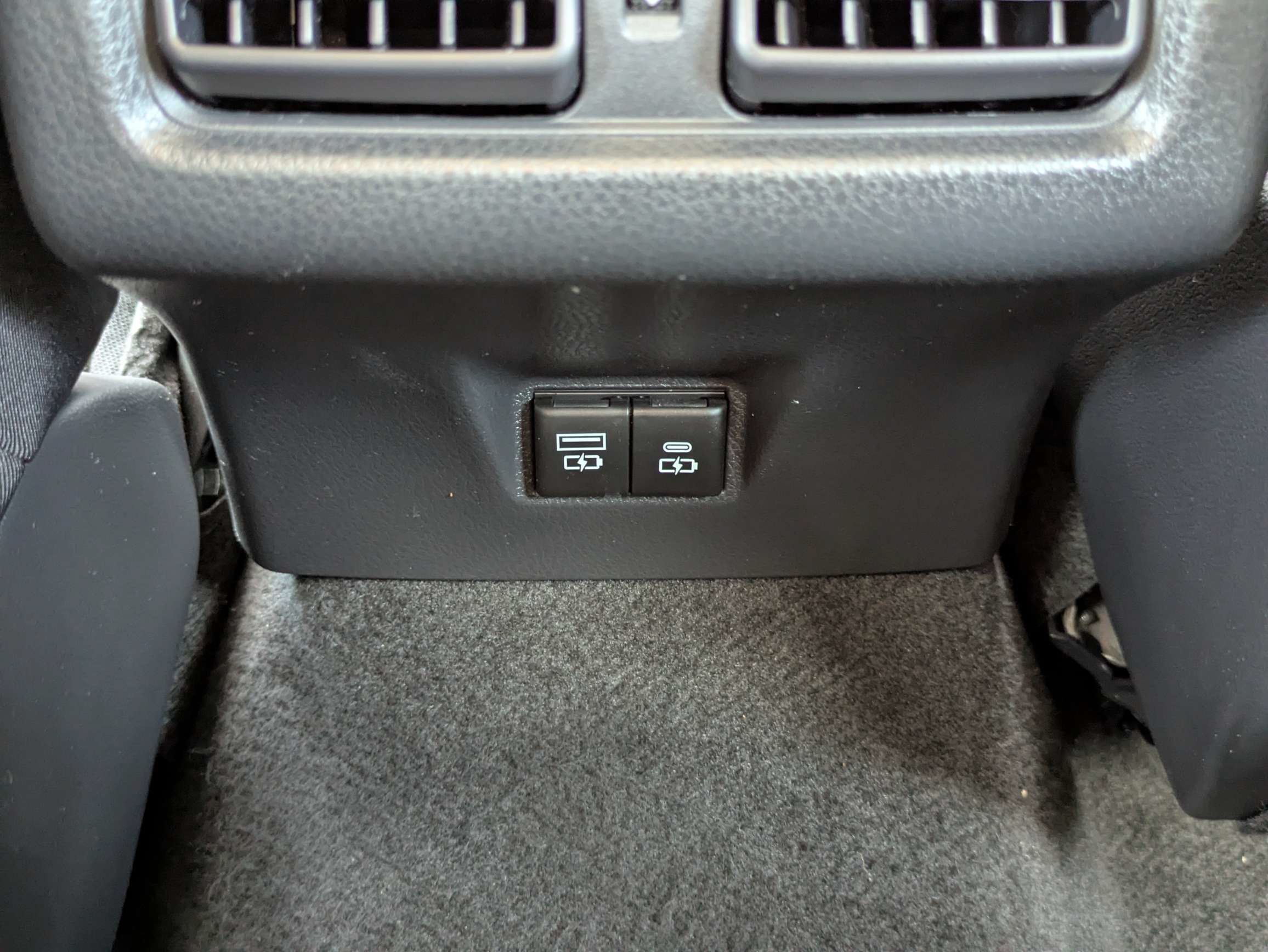 Used 2026 Toyota Camry LE FWD image 30