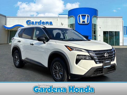 Used 2024 Nissan Rogue S FWD image 1