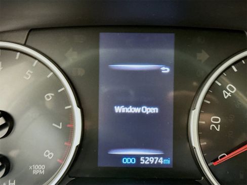 Certified 2022 Toyota RAV4 XLE image 9