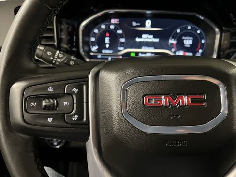 Used 2024 GMC Sierra 1500 Elevation image 33