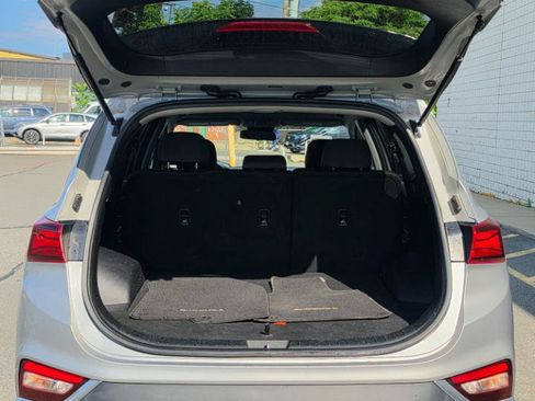 Used 2020 Hyundai Santa Fe SE AWD/4WD image 9