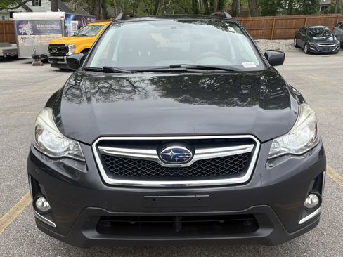 Used 2016 Subaru Crosstrek 2.0i Premium AWD/4WD image 3