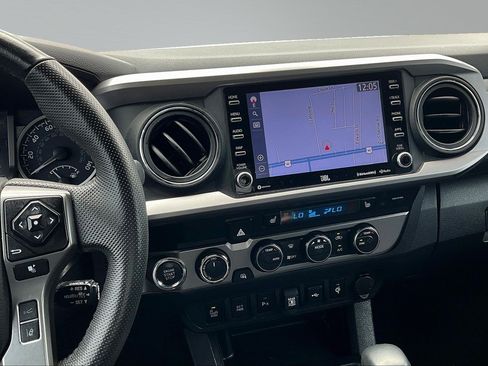 Used 2023 Toyota Tacoma Limited AWD/4WD image 11