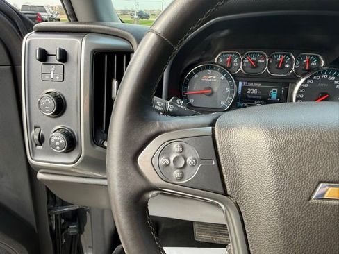 Used 2018 Chevrolet Silverado 1500 LT w/ All Star Edition AWD/4WD image 16