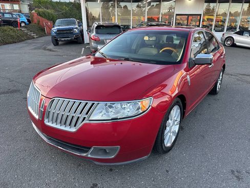 Used 2012 Lincoln MKZ image 1