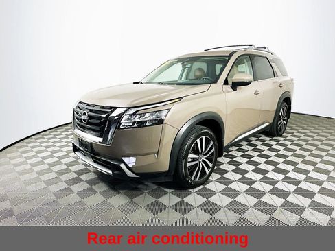 Certified 2024 Nissan Pathfinder Platinum w/ Cargo Package image 7