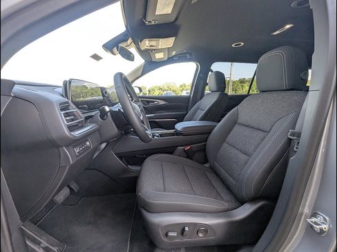 New 2026 Chevrolet Traverse LT AWD/4WD image 12