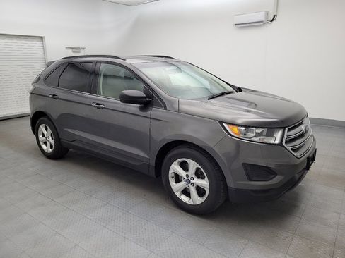 Used 2016 Ford Edge SE image 11