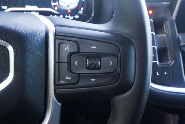Used 2023 GMC Yukon SLT AWD/4WD image 13