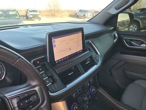 Used 2021 Chevrolet Tahoe Z71 w/ Rear Media and Nav Package image 20