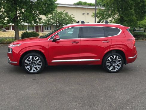 Used 2022 Hyundai Santa Fe Calligraphy AWD/4WD image 3