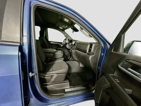 Used 2024 Chevrolet Silverado 1500 LT AWD/4WD image 30