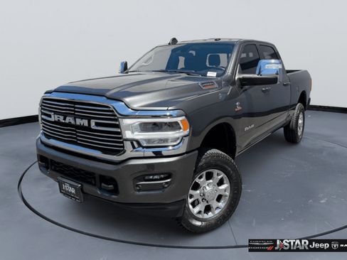 Used 2024 RAM 2500 Laramie w/ Safety Group AWD/4WD image 1