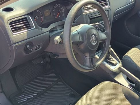 Used 2012 Volkswagen Jetta Sedan FWD image 7